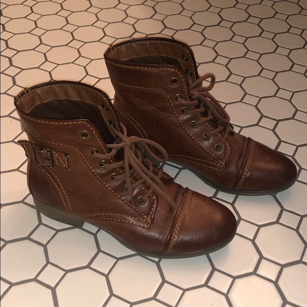 Brown Leather Lace-Up Ankle Boots